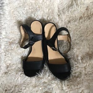 American apparel wooden heels size 6
